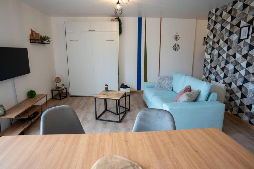 Appartamento La Terrasse Des Bons Jours Charleville-Mézières Esterno foto