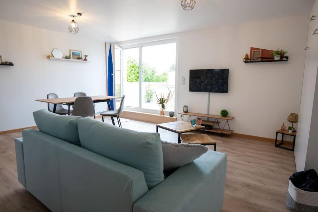 Appartamento La Terrasse Des Bons Jours Charleville-Mézières Esterno foto